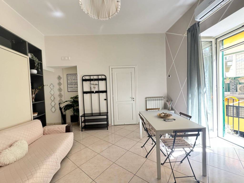Appartamento a Napoli in Piazzetta Luigi Settembrini, 9 - Foto 5
