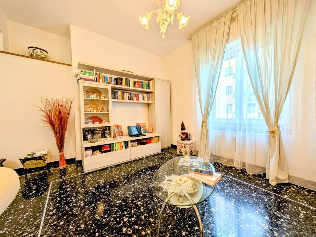 Appartamento a Savona in Corso Tardy e Benech, 13 - Foto 4