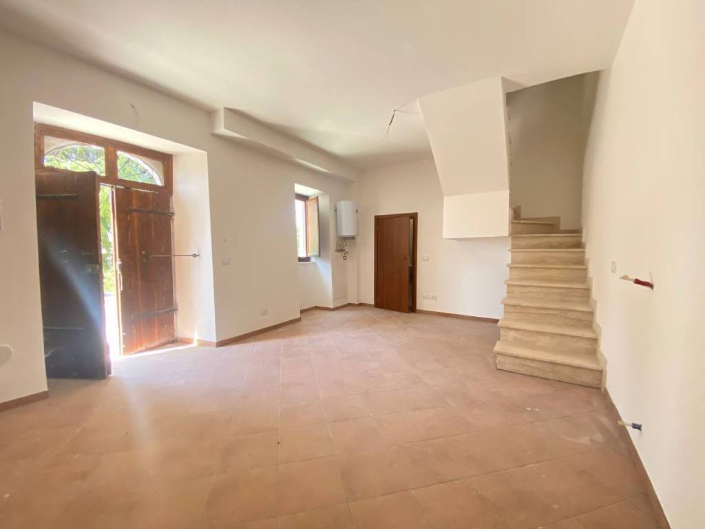 Casa indipendente a Poggio picenze in Via del Codacchio, 53 - Foto 2