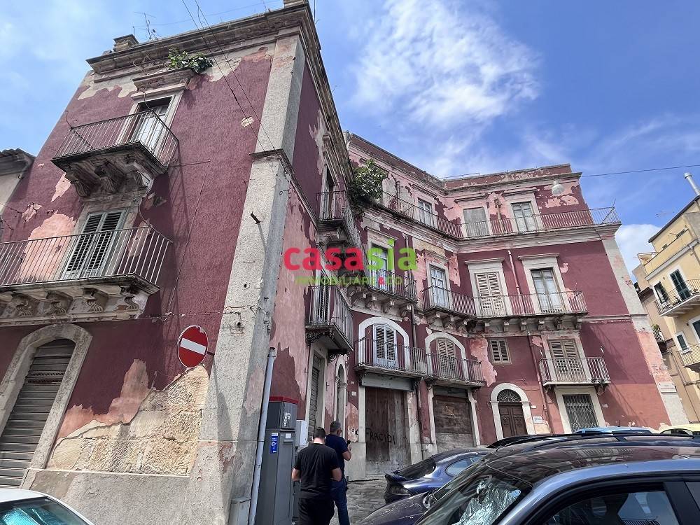 Palazzo / stabile a Ragusa in Piazza Tenente Silvestro Schininà - Foto 4