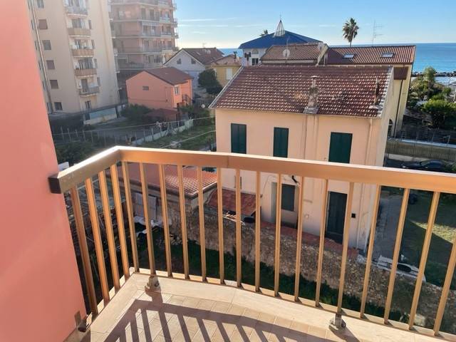 Appartamento a Ventimiglia in Via Asse - Foto 2