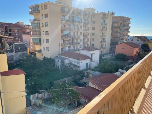 Appartamento a Ventimiglia in Via Asse - Foto 5
