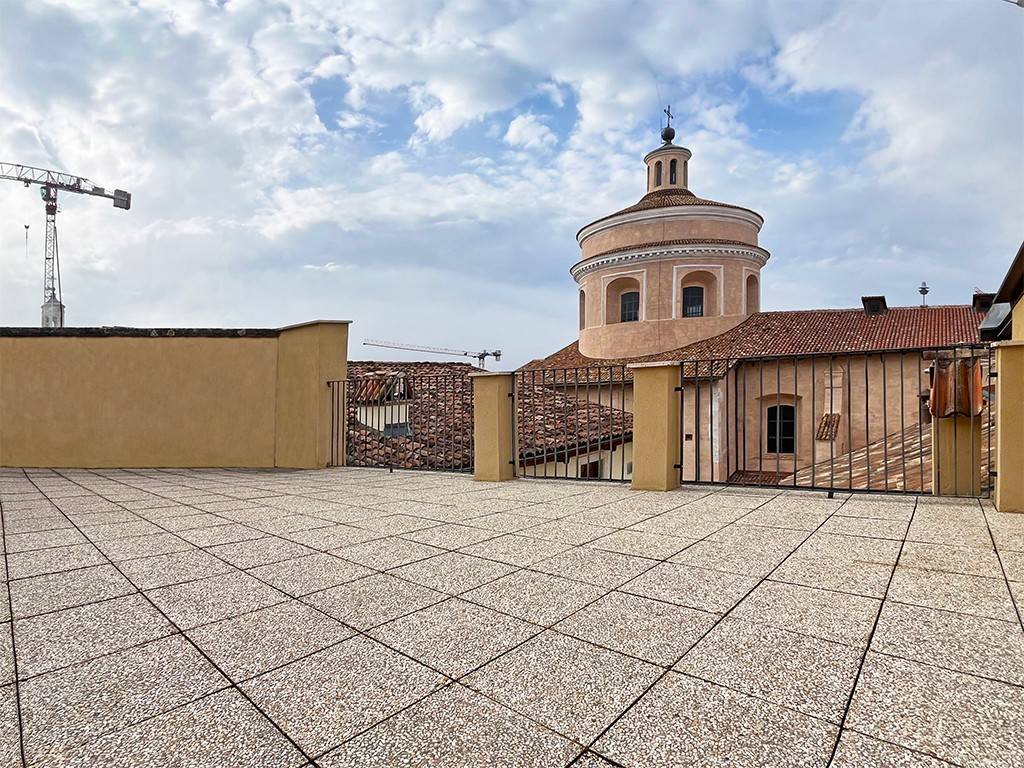 Appartamento a L'aquila in Via dell'Indipendenza, 3 - Foto 2