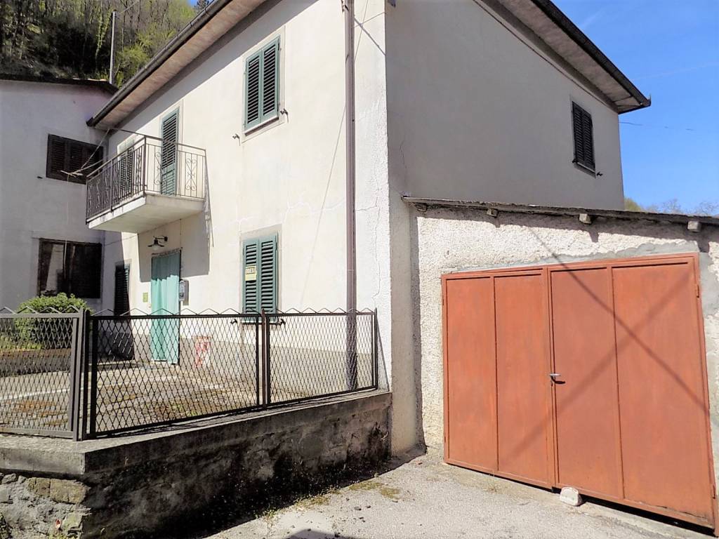 Casa indipendente a Piazza al serchio in Via San Leonardo - Foto 3