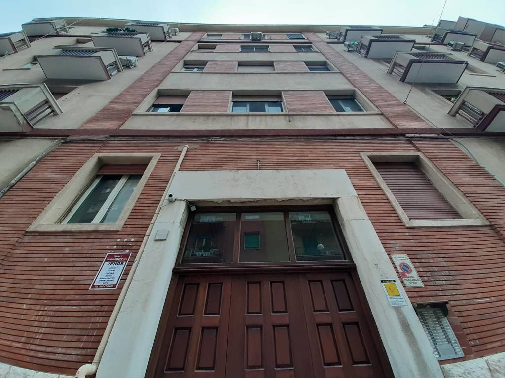 Appartamento a Taranto in Via Tito Minniti, 75 - Foto 2