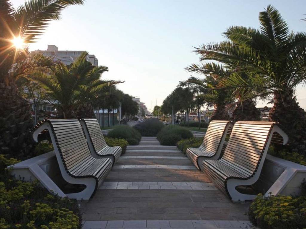 Palazzo / stabile a Riccione - Foto 4