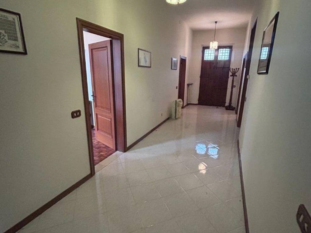 Villa a Suzzara in Via Camillo Benso di Cavour - Foto 2