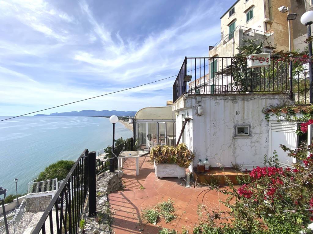 Appartamento a Sperlonga in Via Torre Truglia - Foto 3
