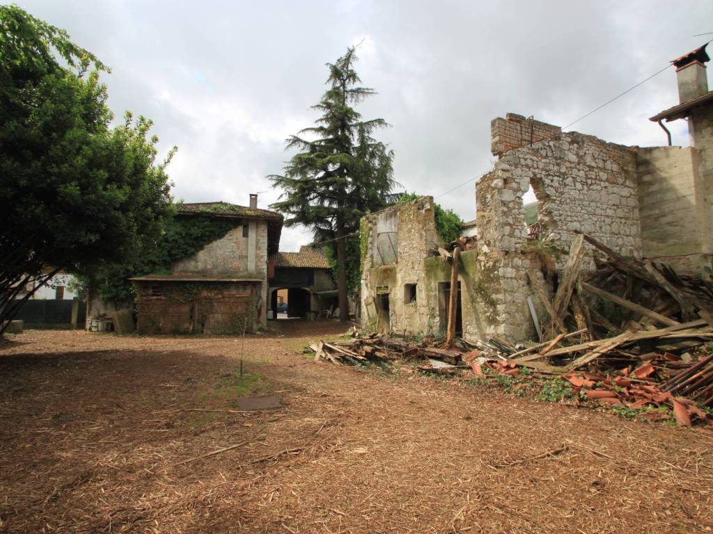 Rustico / casale a Romans d'isonzo in via Oberdan - Foto 3