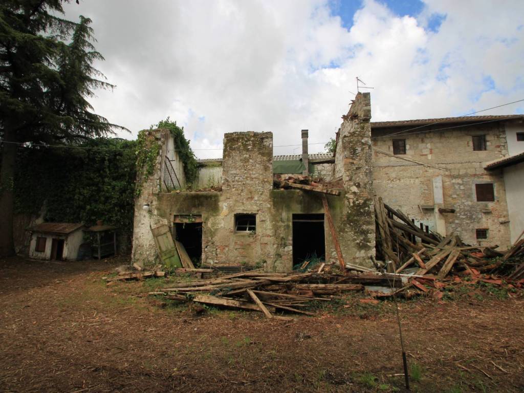 Rustico / casale a Romans d'isonzo in via Oberdan - Foto 4