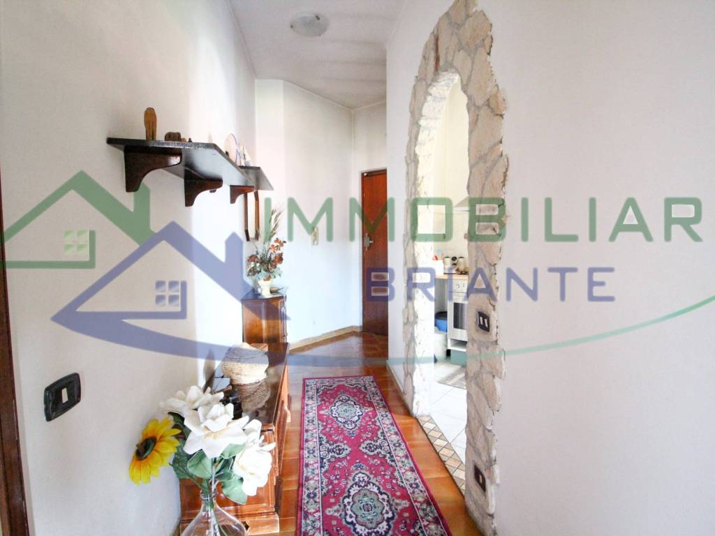 Appartamento a Casorate sempione in Via Isonzo - Foto 5