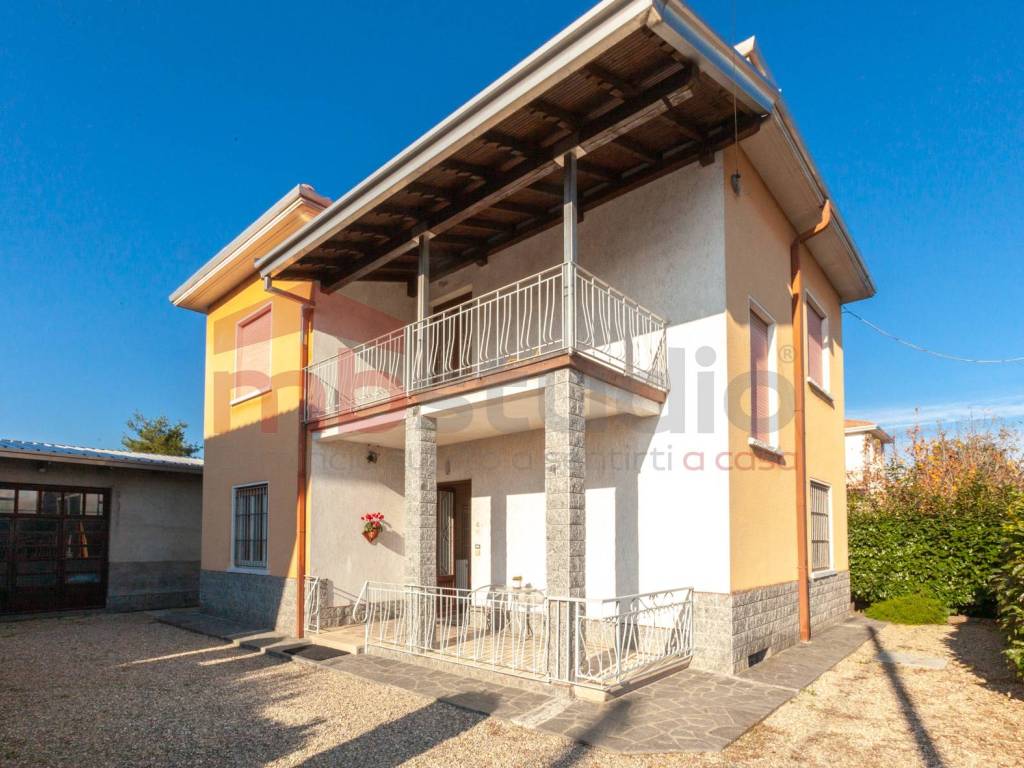 Villa a Fagnano olona in Via Cadore - Foto 3