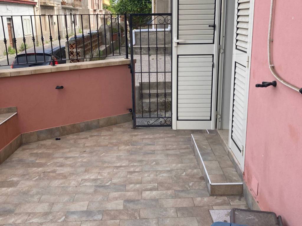 Appartamento a Reggio calabria in Via Nazionale Occhio di Pellaro - Foto 2