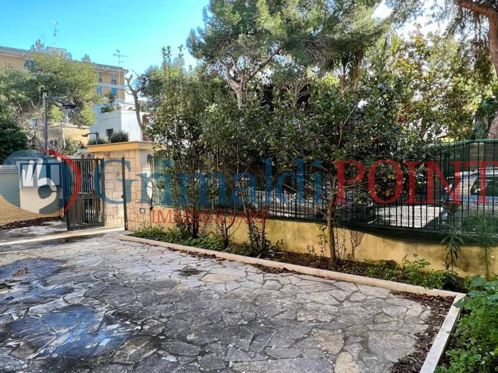 Villa a Lecce in Via Giovanni Gentile, 3 - Foto 3