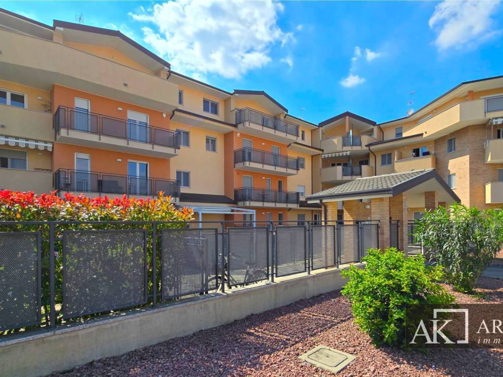 Appartamento a Cameri in Via Roma, 25 - Foto 2