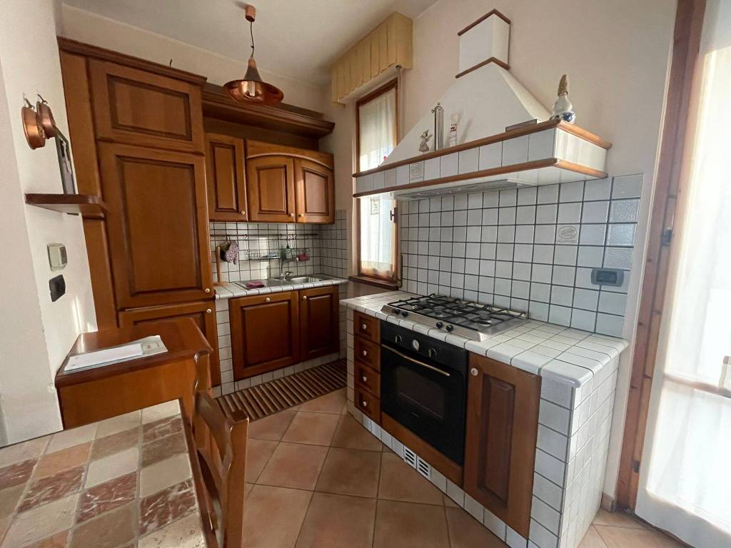 Appartamento a Ascoli piceno in Frazione Piagge - Foto 2