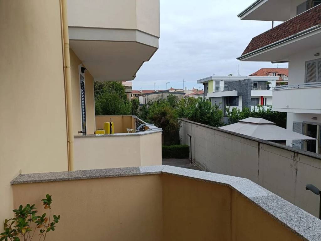 Appartamento a Giugliano in campania in Via Santa Rita Da Cascia - Foto 5