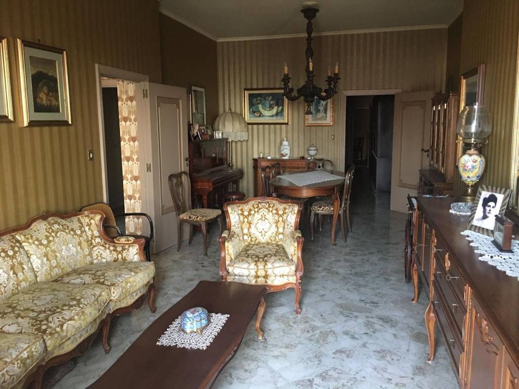 Appartamento a Taranto in Via Cesare Battisti, 174 - Foto 2
