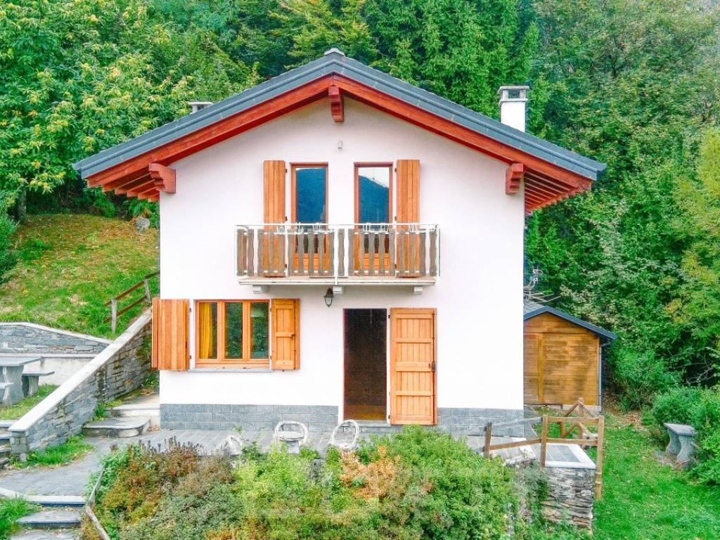 Casa indipendente a Casale corte cerro in via Alpe Piana Rovelli - Foto 1