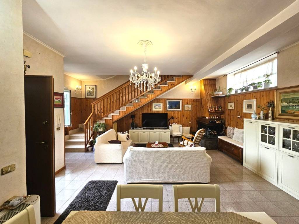 Villa a Frosinone in Via per Fiuggi - Foto 2