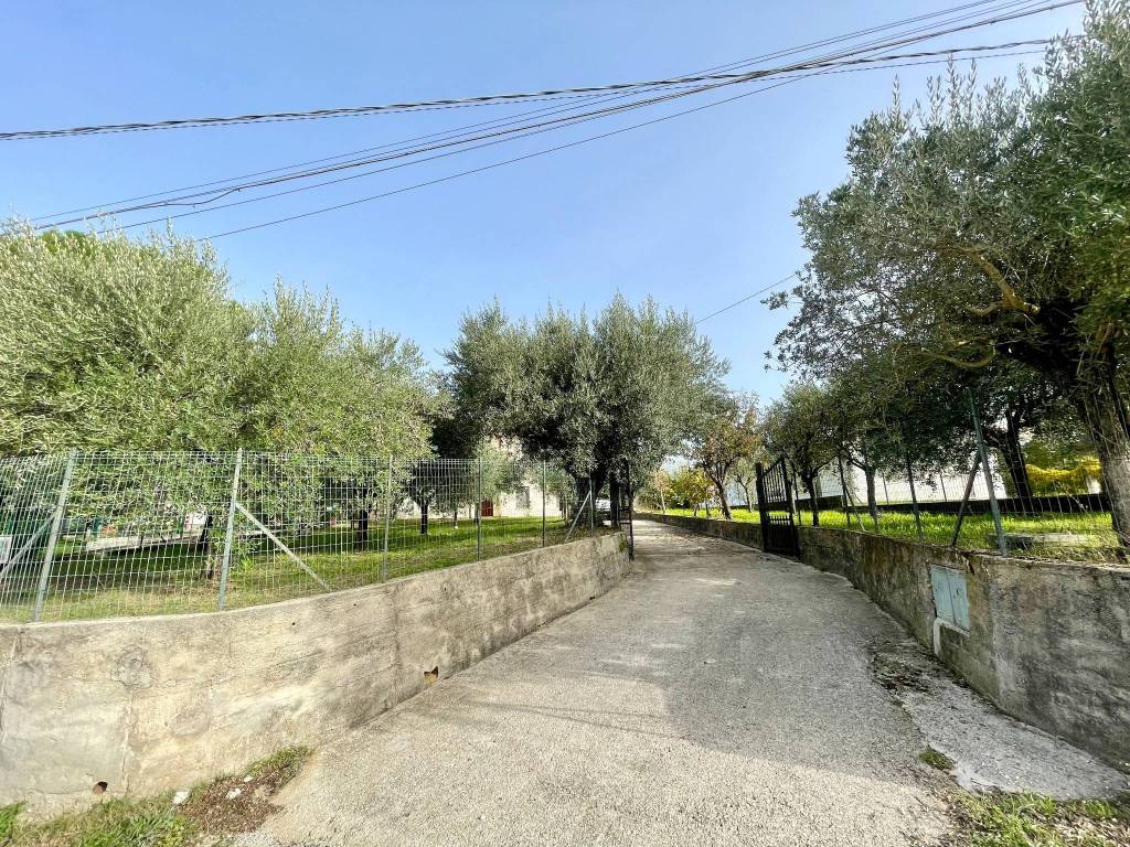 Casa indipendente a Isola del liri in Via Venditti, 33 - Foto 2
