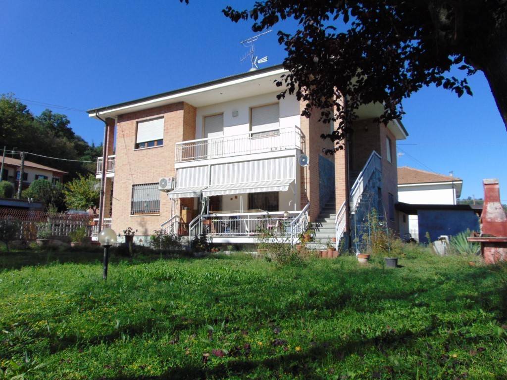 Villa a Incisa scapaccino in Vicolo Giuseppe Garibaldi, 5 - Foto 1