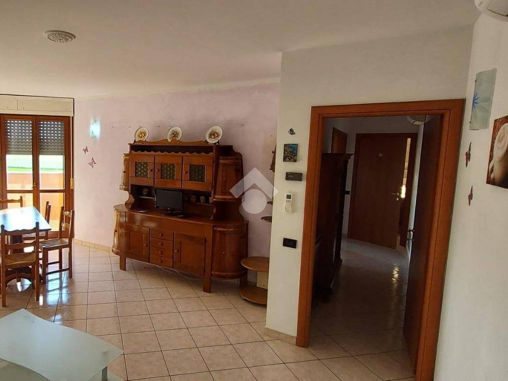 Appartamento a Lonate pozzolo in Via Isonzo, 30 - Foto 2