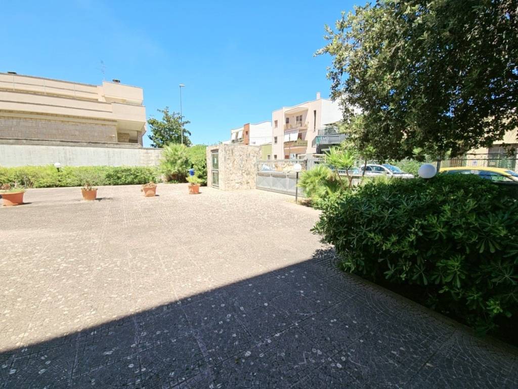 Immobile a Lecce in Viale Giuseppe Grassi, 4 - Foto 3