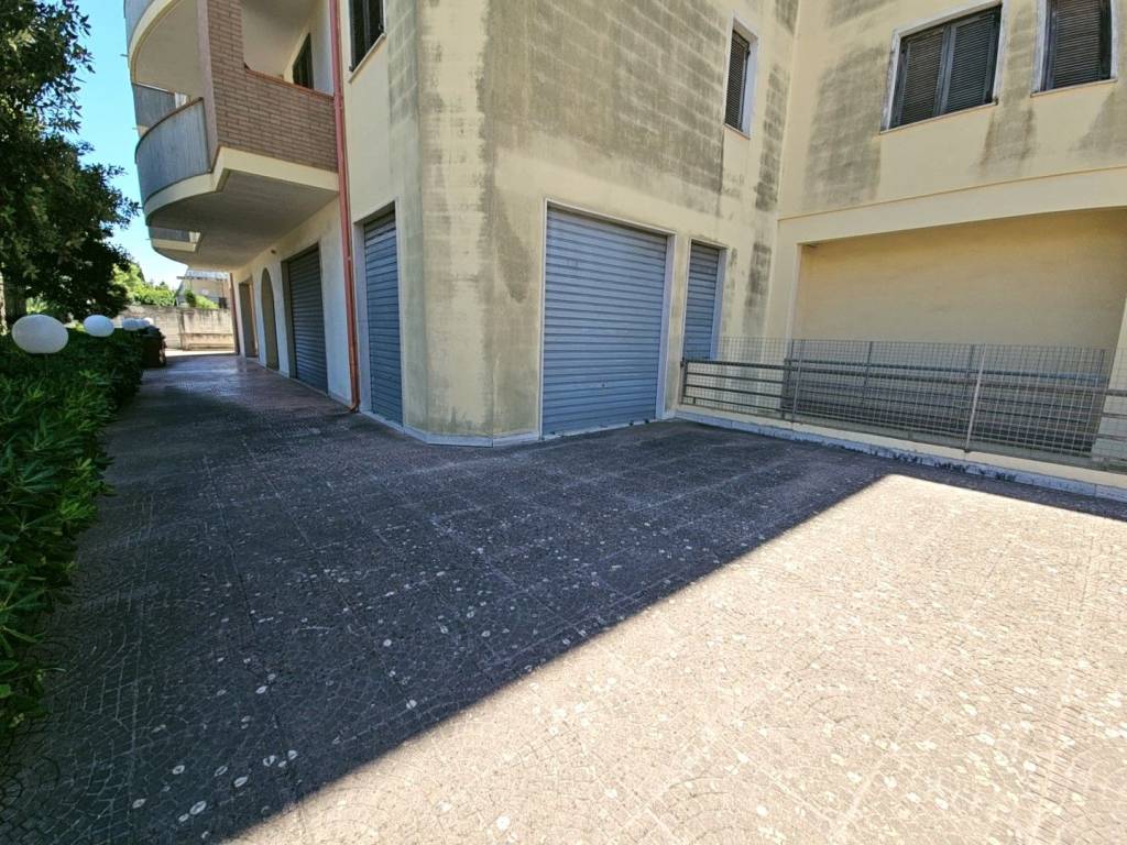 Immobile a Lecce in Viale Giuseppe Grassi, 4 - Foto 5