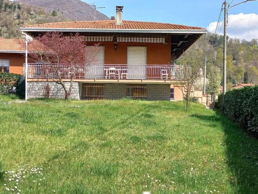 Villa a Cuveglio in Via Milano, 7 - Foto 3