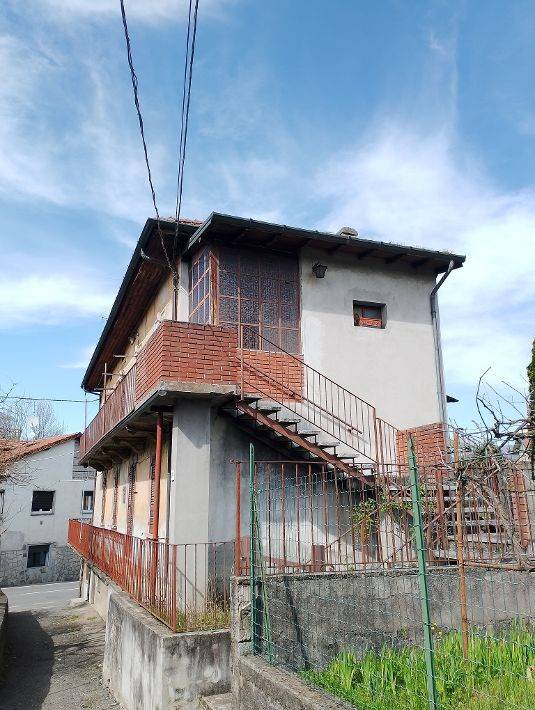 Appartamento a Brebbia in Via 4 Novembre, 16 - Foto 2