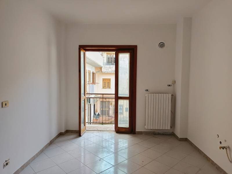 Appartamento a Solofra in Piazza del Popolo - Foto 4