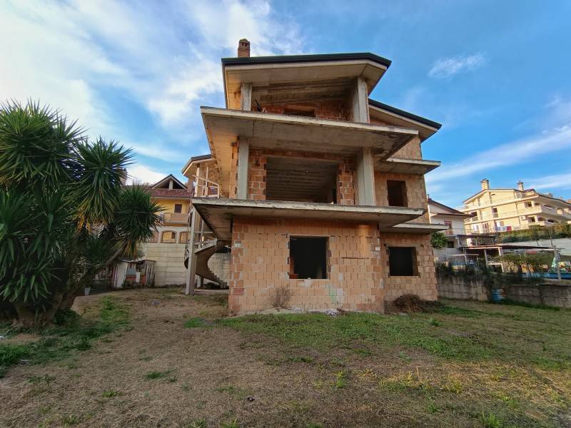 Villa a Solofra in Via Cerzeta - Foto 5
