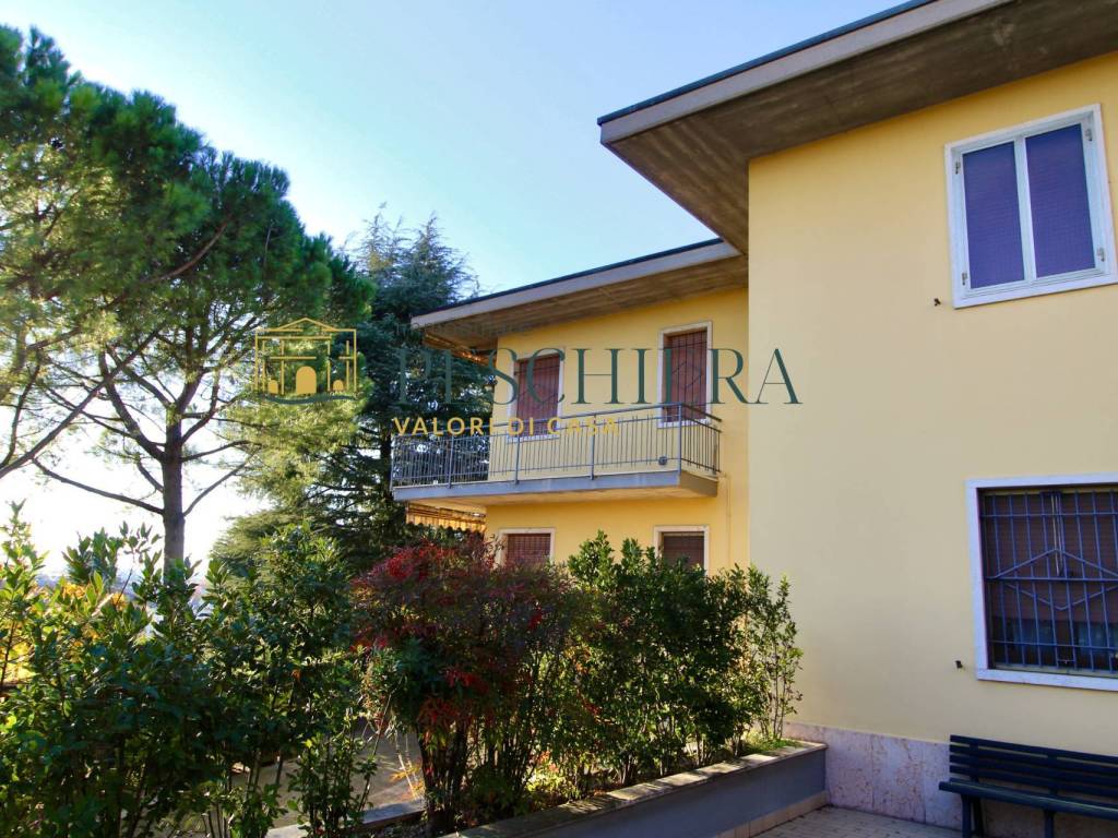 Casa indipendente a Peschiera del garda in Via Pacengo, 8 - Foto 5