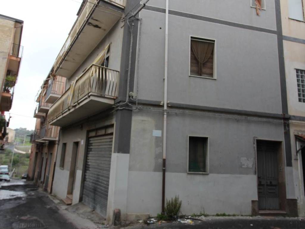 Casa indipendente a Francofonte in VIA MARIO RAPISARDI - Foto 2