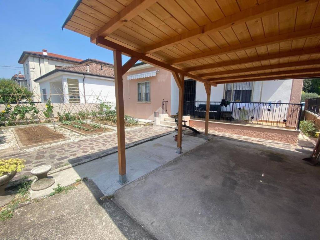 Villa a San giovanni lupatoto in Via Marcelliano Marcello, 17 - Foto 4