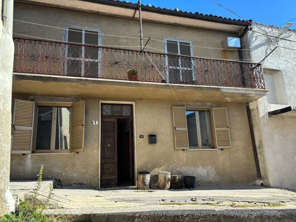 Villa a Carsoli in Via Del Colle, 7 - Foto 2