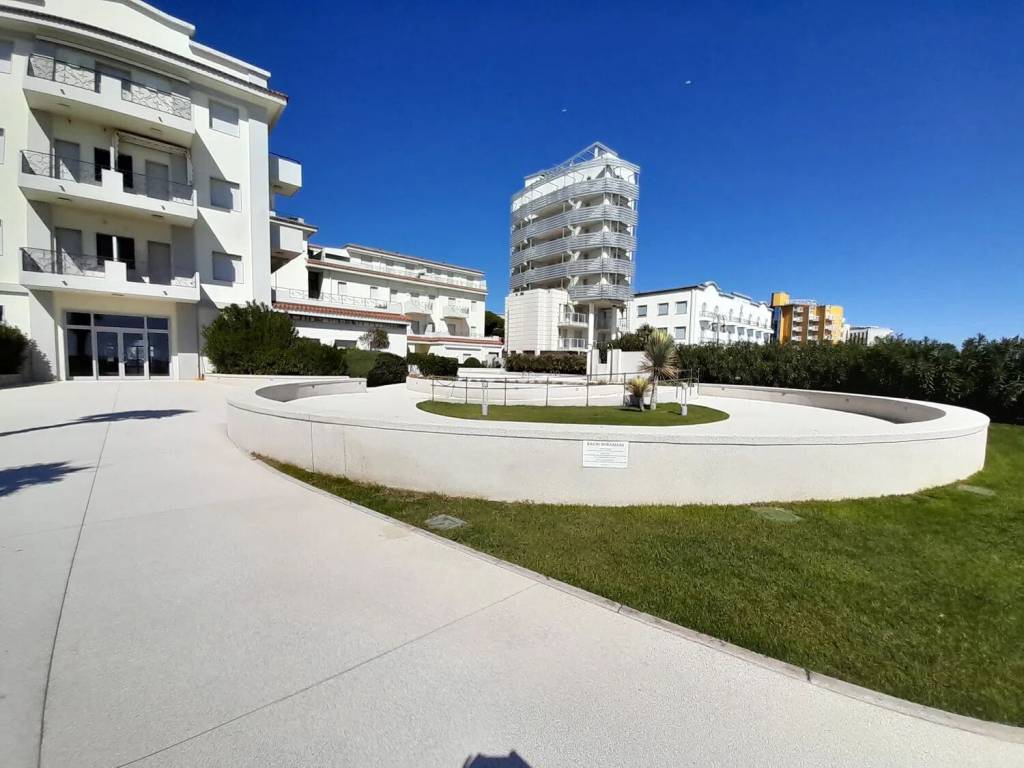 Appartamento a Jesolo in Piazza Guglielmo Marconi S.N.C. - Foto 2