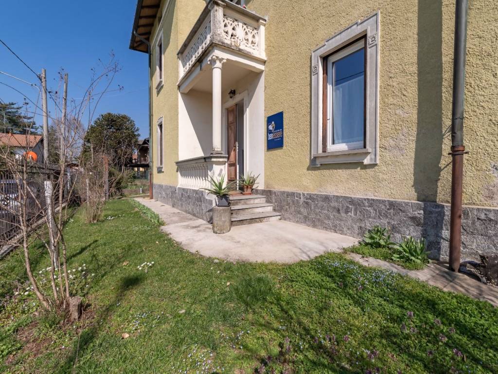 Palazzo / stabile a Castiglione olona in Via Monte Cimone, 37 - Foto 4
