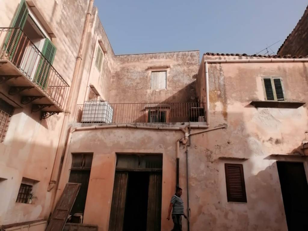 Casa indipendente a Sambuca di sicilia in Via Astrologo - Foto 4