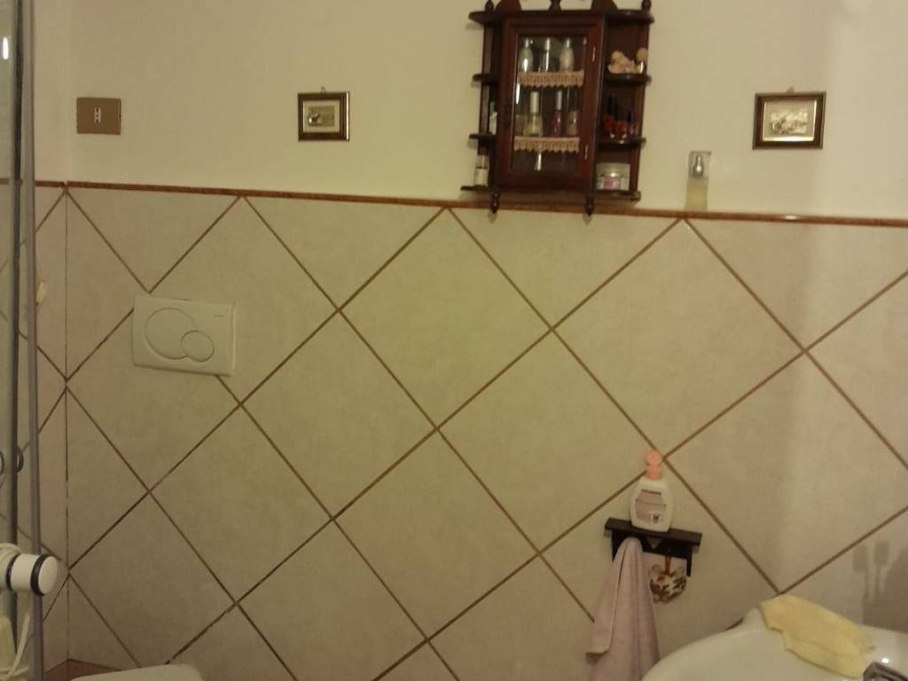 Villa a Carsoli in Strada Statale Tiburtina Valeria, 21 - Foto 2