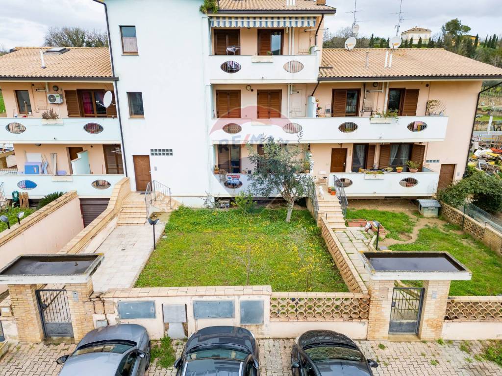 Appartamento a Loreto aprutino in Contrada Remartello - Foto 2