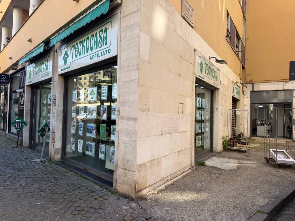 Immobile a Napoli in Viale di Augusto - Foto 3