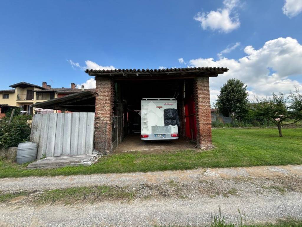 Casa indipendente a Stradella in Regione Colombetta Piane - Foto 2