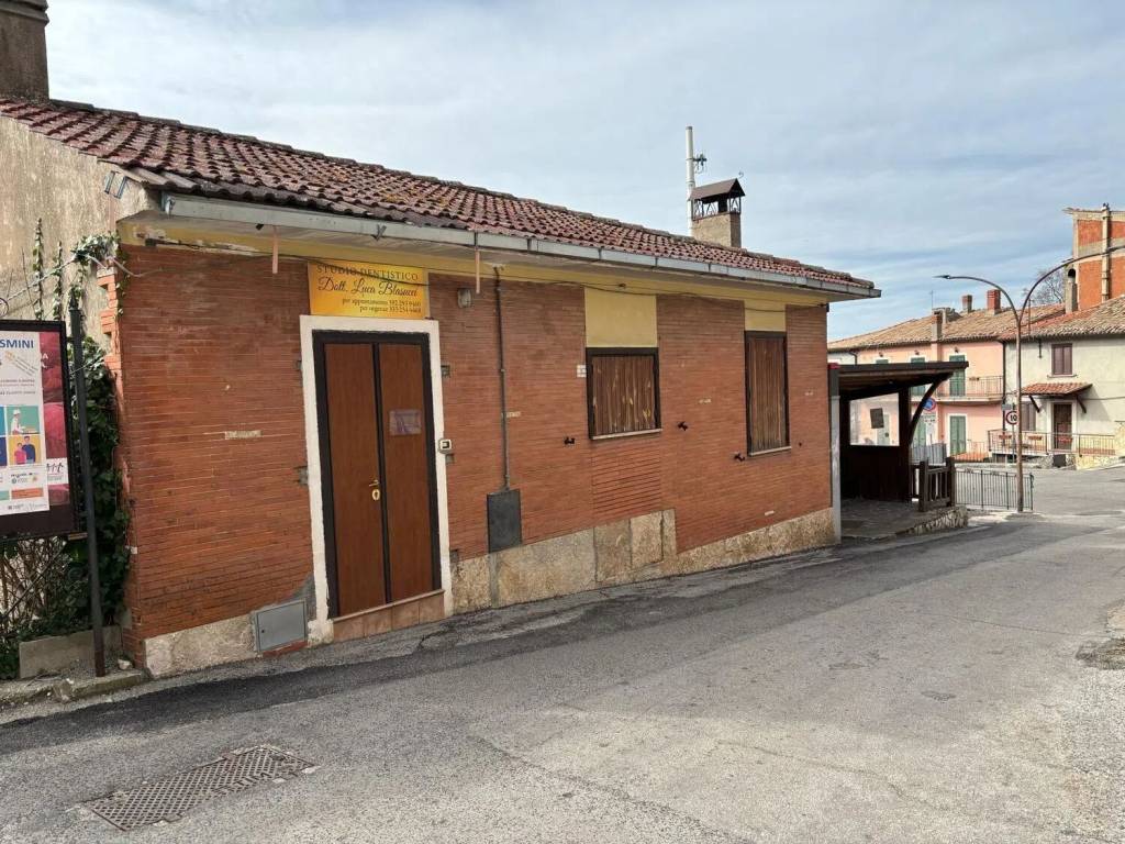 Immobile a Pereto in Corso Umberto I, 83 - Foto 2