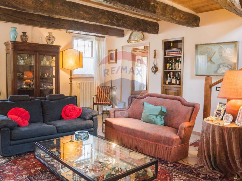 Casa indipendente a Cavenago d'adda in via Centrale, 10 - Foto 4
