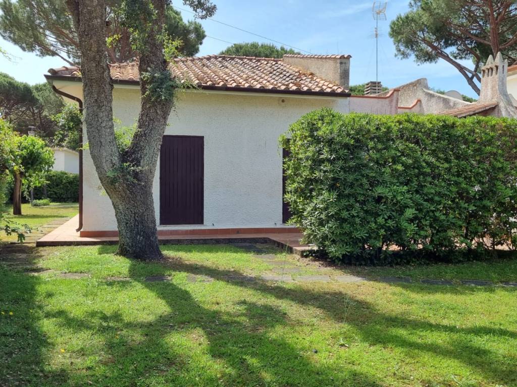 Villa a San felice circeo in Strada Provinciale Badino II - Foto 2