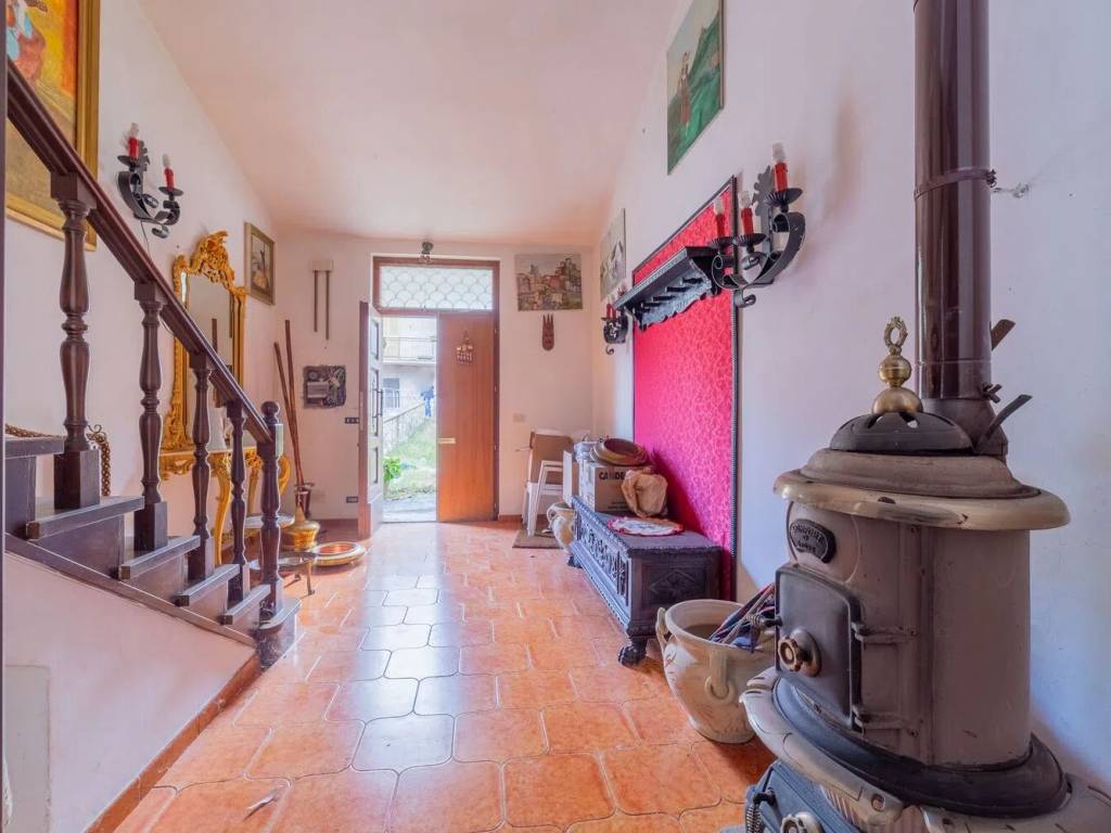 Villa a Pereto in Via Della Fonte Vecchia S.N.C. - Foto 3