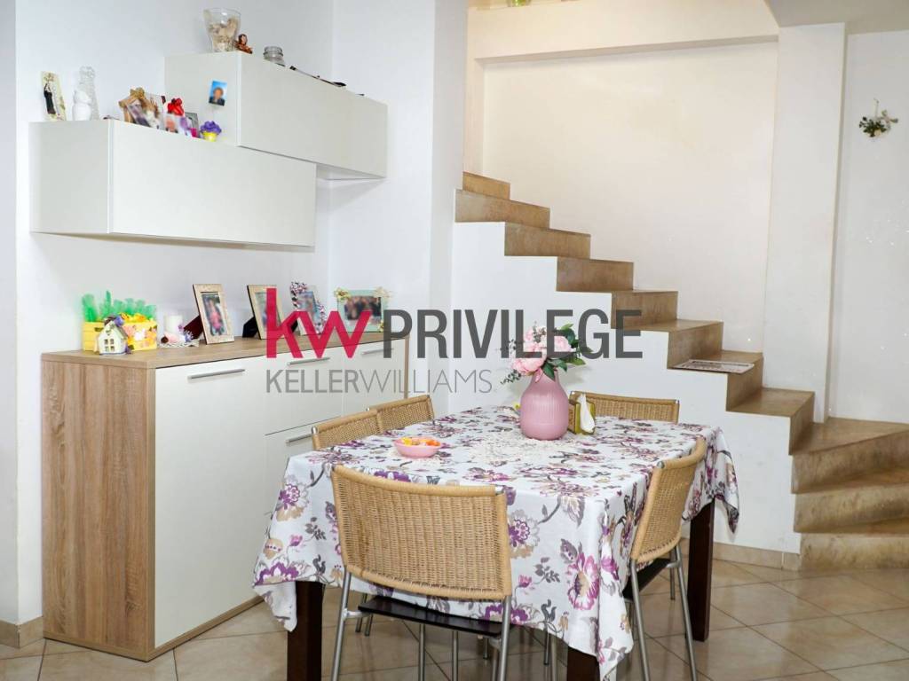Casa indipendente a San vito dei normanni in Via Raffaele dal Verme, 29 - Foto 4