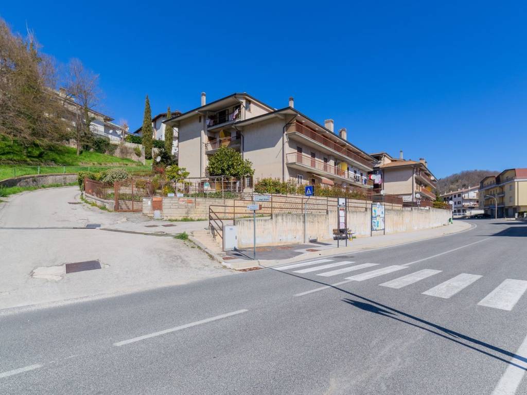 Appartamento a Carsoli in Via Degli Alpini S.N.C. - Foto 3